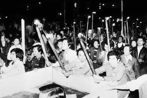 美丽岛事件是怎么回事?史上台湾最大的军民冲突事件548 / 作者:UFO爱好者 / 帖子ID:100591