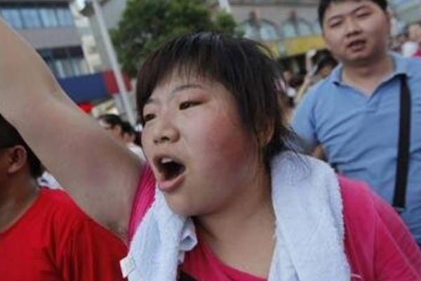 启东事件:最大规模的游行活动(10万启东人抵制排污)4 / 作者:UFO爱好者 / 帖子ID:100555
