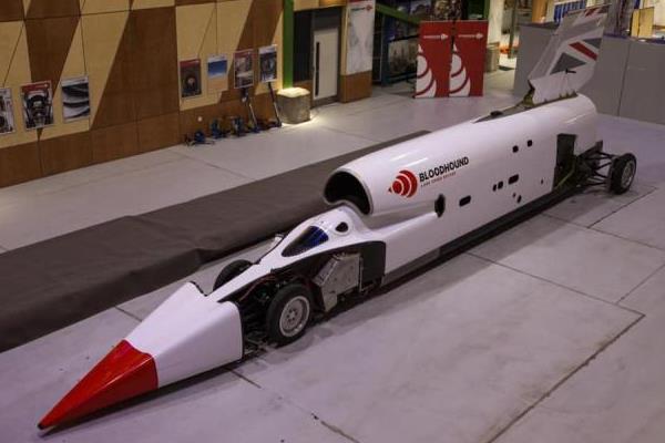 世界上速度最快的火箭车:布拉德汉德LSR(时速1600公里)479 / 作者:UFO爱好者 / 帖子ID:89947