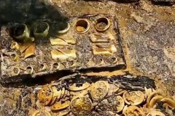 墓道秦王墓为什么有蛇?代表先祖魂魄(寓意子孙发达)428 / 作者:UFO爱好者 / 帖子ID:100392