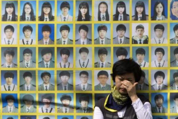 世越号事件真相是海祭吗?船沉三百人致死(官方阻止搜救)374 / 作者:UFO爱好者 / 帖子ID:99589
