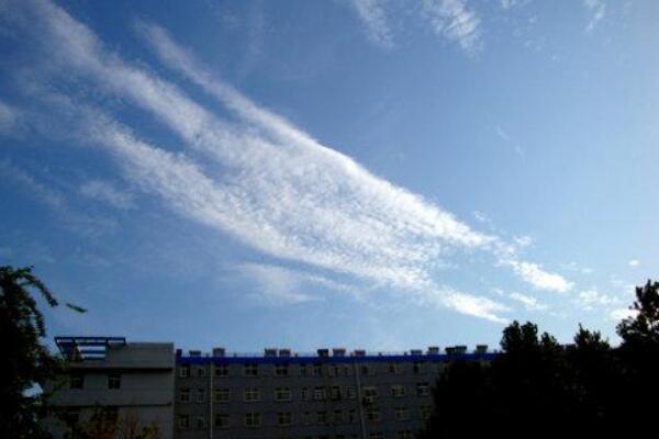 地震云出现多久会地震?一到三天内发生(古籍中被记载)188 / 作者:UFO爱好者 / 帖子ID:96531