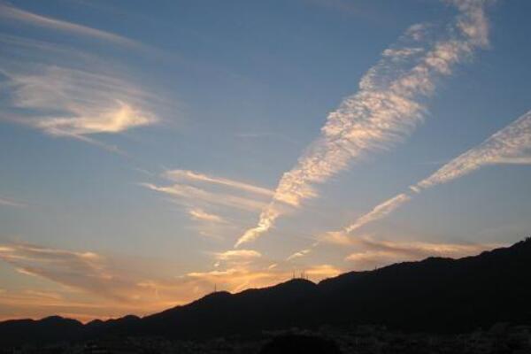 地震云出现多久会地震?一到三天内发生(古籍中被记载)274 / 作者:UFO爱好者 / 帖子ID:96531