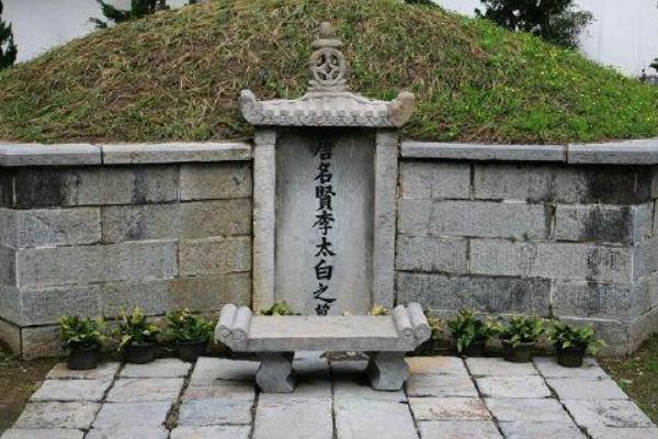 衣冠冢是什么意思?仅以死者遗物埋葬(多是尸骨无存者)788 / 作者:UFO爱好者 / 帖子ID:72275