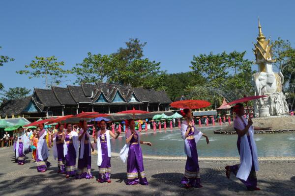 泼水节的来历和风俗:起源自五世纪波斯(傣族经典节日)328 / 作者:UFO爱好者 / 帖子ID:72096
