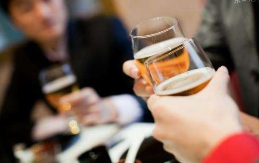 喝醉了怎么解酒？喝酒前中后吃什么解酒？解酒醒酒的最快方法720 / 作者:UFO爱好者 / 帖子ID:68853