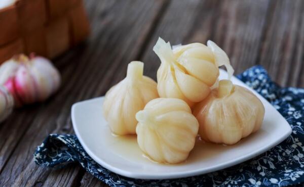 大蒜泡什么吃壮如牛，大蒜泡酒（两者泡2月喝了可以壮阳）535 / 作者:UFO爱好者 / 帖子ID:91225