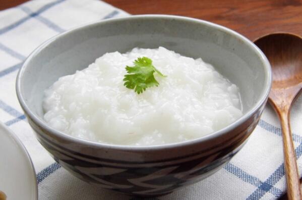 煮粥的小窍门，冷水浸泡半小时/开水下锅/不停搅动10分钟48 / 作者:UFO爱好者 / 帖子ID:91181