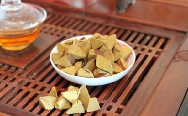 八仙果怎么吃，含在口中等软了后嚼食/放在水中饮用454 / 作者:UFO爱好者 / 帖子ID:91099