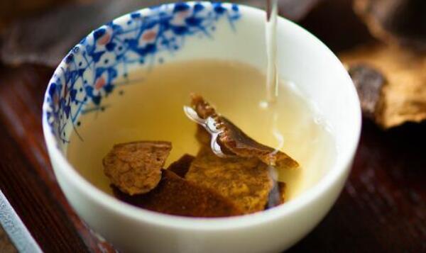 陈皮泡水喝的禁忌，服药者/孕妇禁止喝（长期喝可以减肥）440 / 作者:UFO爱好者 / 帖子ID:91052
