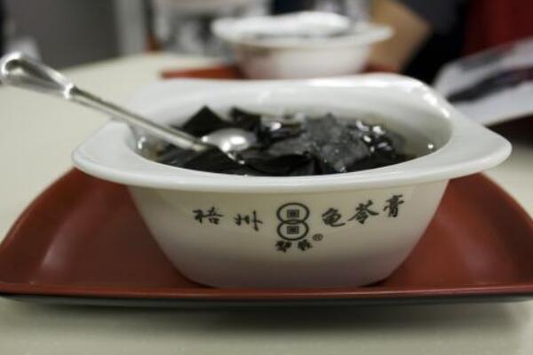 做龟苓膏要杀死乌龟吗，药店买不需要杀乌龟（现做要杀乌龟）944 / 作者:UFO爱好者 / 帖子ID:91002