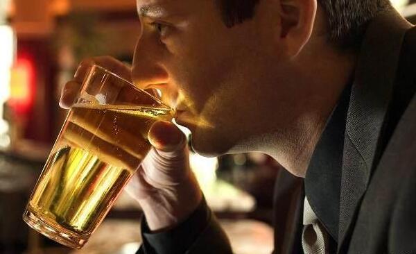 出汗解酒吗，大量出汗可解酒（毒素虽汗液排出体外）292 / 作者:UFO爱好者 / 帖子ID:90866