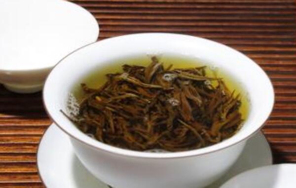 松针怎么才算腐熟，一碰就碎算腐熟/颜色比较深也算腐熟7 / 作者:UFO爱好者 / 帖子ID:90396