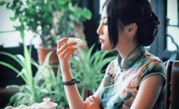 喝牛蒡茶放屁怎么回事，促进肠胃蠕动（美女最好单独）357 / 作者:UFO爱好者 / 帖子ID:90435