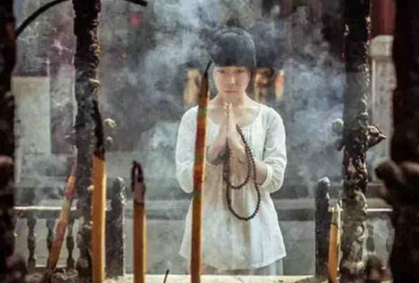 三种人不能去寺庙，孕妇/病弱小孩/衣着暴露者287 / 作者:UFO爱好者 / 帖子ID:90194