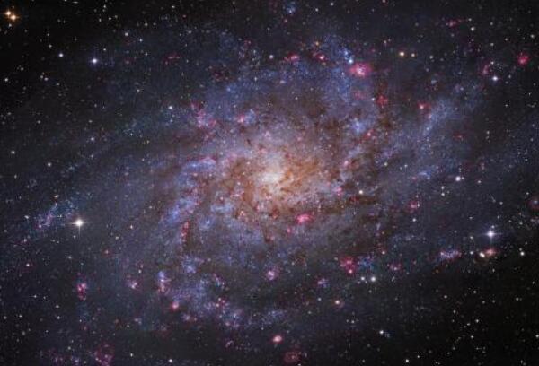 三角座星系多少恒星,三角座星系有多大/直径6万光年318 / 作者:UFO爱好者 / 帖子ID:80506