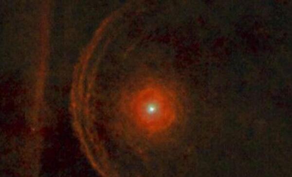 心大星是什么星球，心大星比太阳大多数倍/可以装下7亿颗太阳86 / 作者:UFO爱好者 / 帖子ID:81620