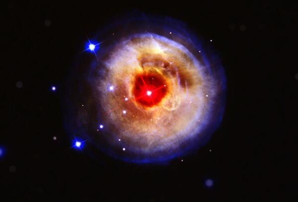 麒麟座v838变星有多大，2002年麒麟座v838变星爆炸/银河系最亮恒776 / 作者:UFO爱好者 / 帖子ID:81617