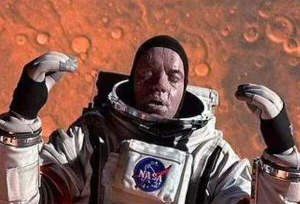 宇航员太空拍摄到浮尸，漂浮几百万年/可诞生外星生命72 / 作者:UFO爱好者 / 帖子ID:103836