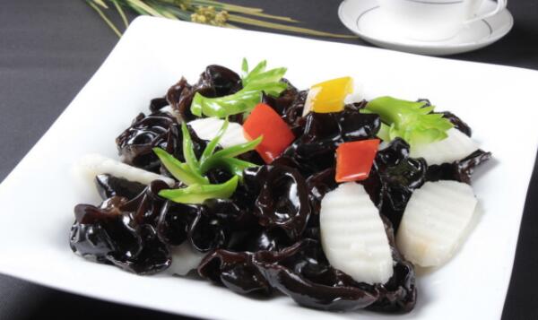 吃木耳菜的禁忌，湿寒体质人禁吃（不能与豆腐、牛奶同食）4 / 作者:UFO爱好者 / 帖子ID:90166