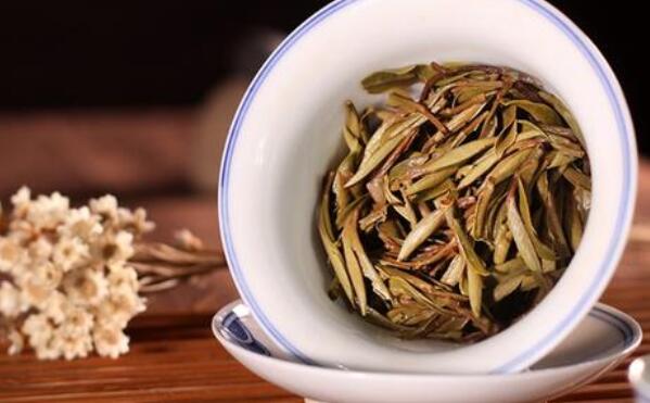 白牡丹茶的副作用，空腹喝会头晕/老年人不能喝太多993 / 作者:UFO爱好者 / 帖子ID:88797