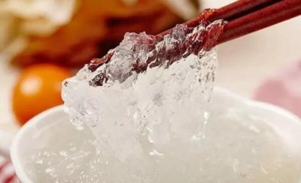 孕妇可以吃燕窝吗，燕窝的功效与作用禁忌/滋阴润燥不能长期吃52 / 作者:UFO爱好者 / 帖子ID:88565
