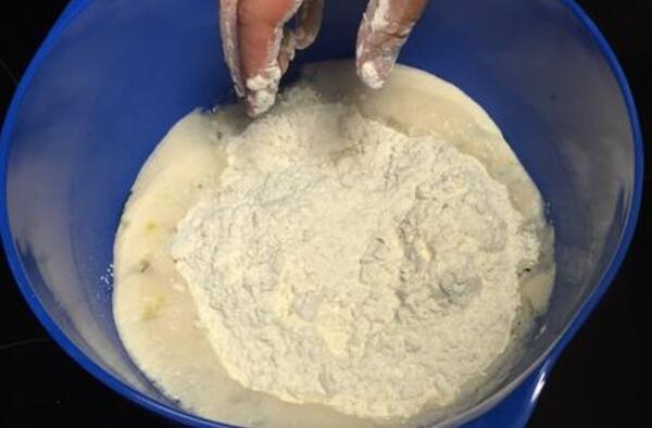 馒头没发起来怎么补救，加点酵母重新和面（静置半小时）10 / 作者:UFO爱好者 / 帖子ID:84320