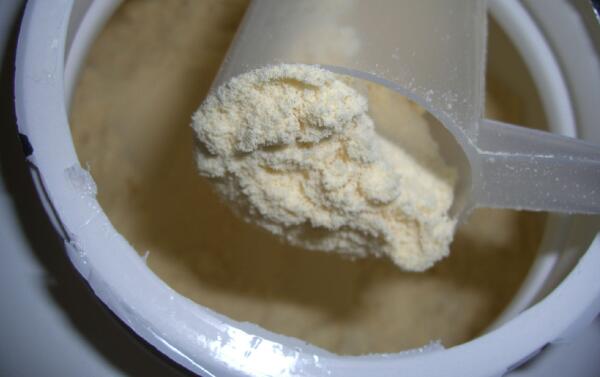 乳清蛋白粉一天吃几次，1-3次为宜（吃多了诱发心脏病）820 / 作者:UFO爱好者 / 帖子ID:83939
