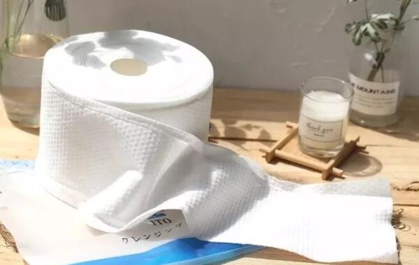 洗脸巾和湿纸巾的区别，作用不同（湿纸巾用途更广）910 / 作者:UFO爱好者 / 帖子ID:83344
