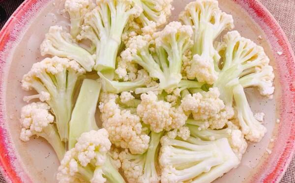 花菜是发物吗，不是发物（不会诱发疾病和加重病情）311 / 作者:UFO爱好者 / 帖子ID:83351