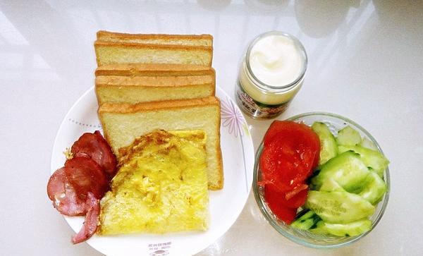 全麦面包可以当主食吗，可以（营养价值高/欧美常见）786 / 作者:UFO爱好者 / 帖子ID:83127