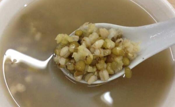 绿豆泡了一晚上发芽了还能吃吗，能（营养价值上升）232 / 作者:UFO爱好者 / 帖子ID:82898