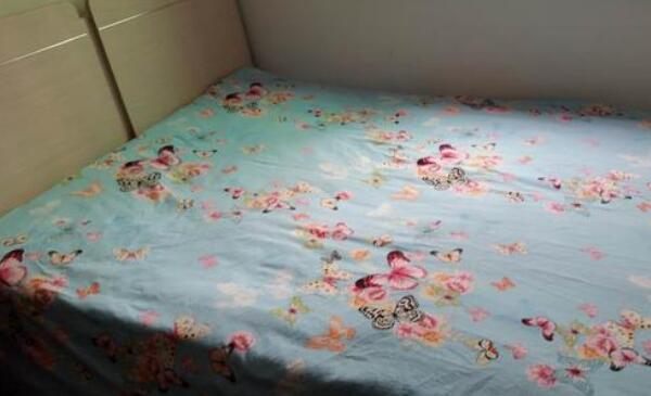 掉色的床单能用吗，建议不要用（洗后不再掉色可以用）630 / 作者:UFO爱好者 / 帖子ID:82743