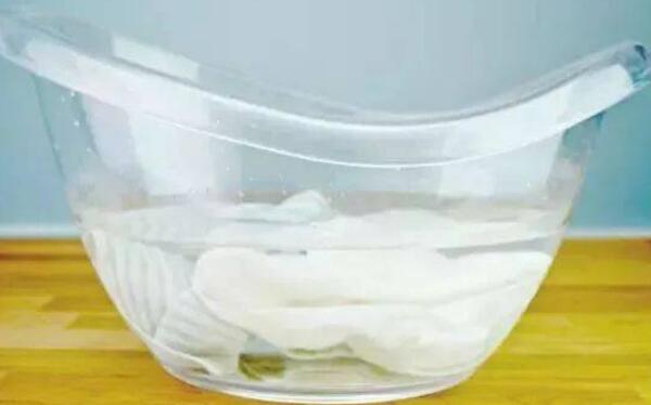 白色衬衣染色怎么恢复，84消毒液清洗（肥皂碱水清洗）390 / 作者:UFO爱好者 / 帖子ID:82807