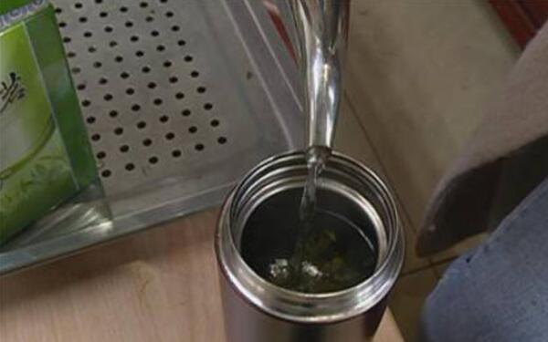 保温杯中的味道怎么去除，柠檬水、小苏打（牙膏也行）498 / 作者:UFO爱好者 / 帖子ID:82808