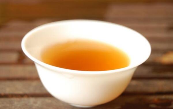 茶叶的妙用有哪些，茶叶洗头更柔顺（茶叶敷眼睛消眼袋）817 / 作者:UFO爱好者 / 帖子ID:82006