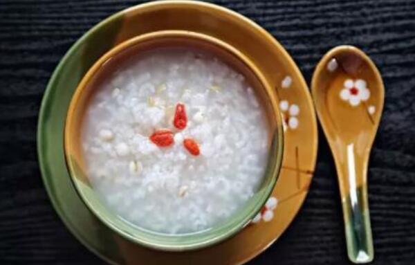 高压锅煮粥要多久，10分钟左右（水和米的比例是3:1）425 / 作者:UFO爱好者 / 帖子ID:81796