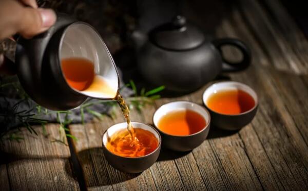 茶叶是酸性还是碱性，碱性（可以中和体内多余的酸）752 / 作者:UFO爱好者 / 帖子ID:81798