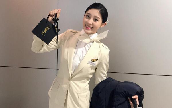 如何培养气质，多读书、提高自信心、运动（三步到位气质好）311 / 作者:UFO爱好者 / 帖子ID:81615