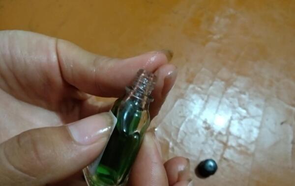 胶水怎么洗，毛巾热敷擦拭、蘸酒精擦拭（肥皂水浸泡）496 / 作者:UFO爱好者 / 帖子ID:81512