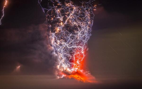 火山闪电怎么形成的，探索火山闪电之谜（预测火山爆发）591 / 作者:UFO爱好者 / 帖子ID:80628