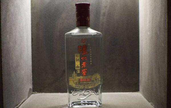 中国四大名酒是哪四种，茅台、汾酒、泸州曲酒、西凤酒243 / 作者:UFO爱好者 / 帖子ID:80744