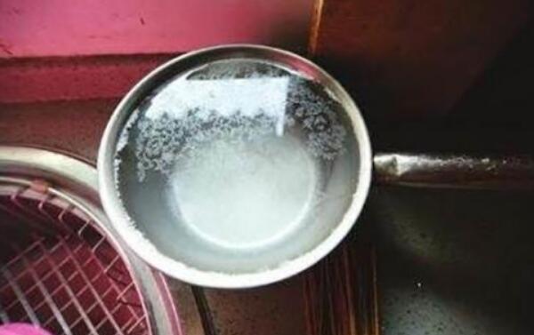 水锈对身体有害吗，少量无害（水锈吃多了容易结石）417 / 作者:UFO爱好者 / 帖子ID:80809