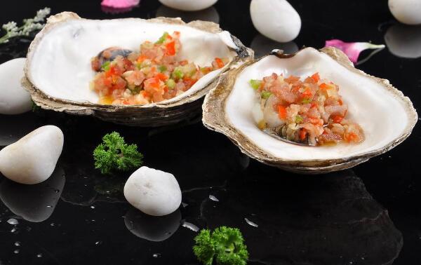 生蚝里面黑色的能吃吗，不能吃（黑色是泥沙和代谢物）516 / 作者:UFO爱好者 / 帖子ID:80645