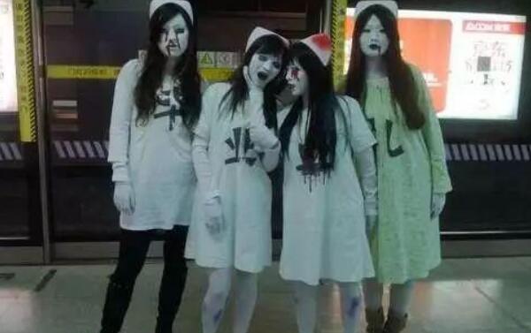 上海地铁女僵尸事件：2012年女大学生万圣节cosplay250 / 作者:UFO爱好者 / 帖子ID:99631