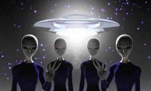 蜥蜴人和灰人的关系：敌对关系，背后都控制着人类971 / 作者:UFO爱好者 / 帖子ID:70848