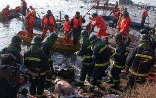 2004年包头空难事件：包头飞往上海，起飞坠落55人丧生395 / 作者:UFO爱好者 / 帖子ID:73724