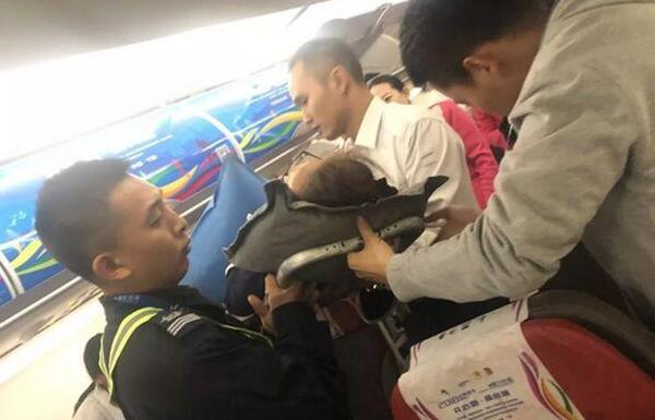 飞机上突发病死亡有赔偿吗：看情况，赔偿概率小549 / 作者:UFO爱好者 / 帖子ID:73123