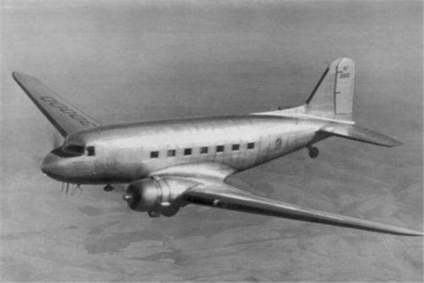 美国飞机35年降落真假 道格拉斯型客机的神秘事件651 / 作者:UFO爱好者 / 帖子ID:103261