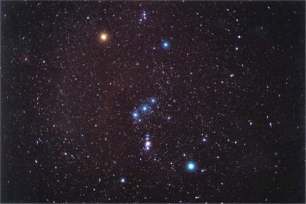 宇宙最大的10个星系 大犬座VY上榜盾牌座UY最大相当惊人52 / 作者:UFO爱好者 / 帖子ID:95516